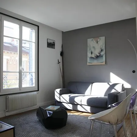 Charming In The 13th Arrondissement Parigi