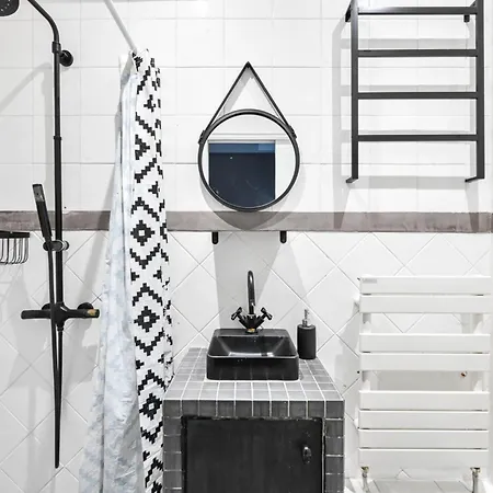 Charming In The 13th Arrondissement Parigi